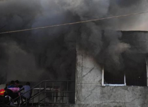 ตึกทรุด บังคลาเทศ ตึก 8 ชั้นทรุด ตายแล้ว 3 ราย