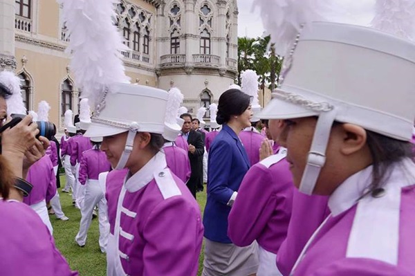 ยิ่งลักษณ์ ชินวัตร ยิ่งลักษณ์ ชินวัตร