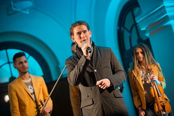 เซบาสเตียน เคิร์ส เซบาสเตียน เคิร์ส