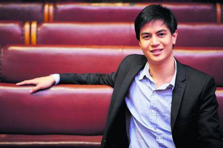 ไอติม พริษฐ์ วัชรสินธุ หลานอภิสิทธิ์ ไอติม พริษฐ์ วัชรสินธุ หลานอภิสิทธิ์