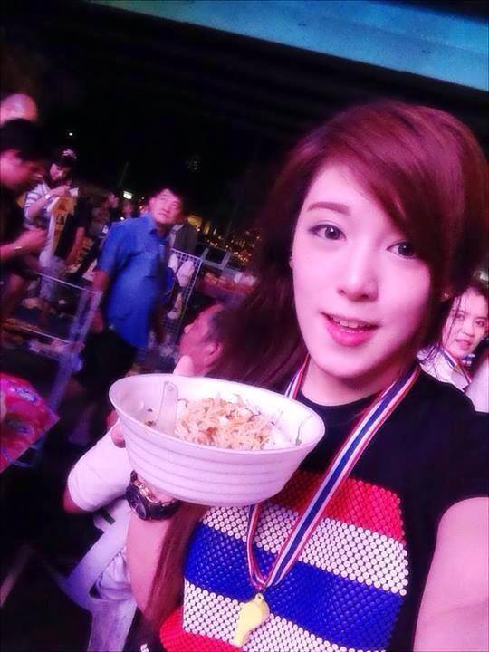 รวมดาวสาวม็อบ รวมดาวสาวม็อบ