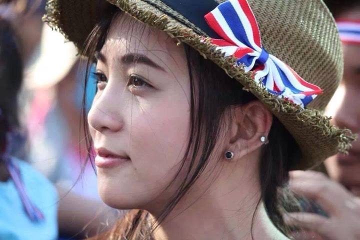 รวมดาวสาวม็อบ รวมดาวสาวม็อบ