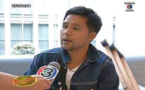 หนุ่มในคลิป ผมเผารถมันแล้ว ร้องสื่อถูกบิดเบือน ยันไม่รู้จักชายเสื้อเขียว หนุ่มในคลิป ผมเผารถมันแล้ว ร้องสื่อถูกบิดเบือน ยันไม่รู้จักชายเสื้อเขียว