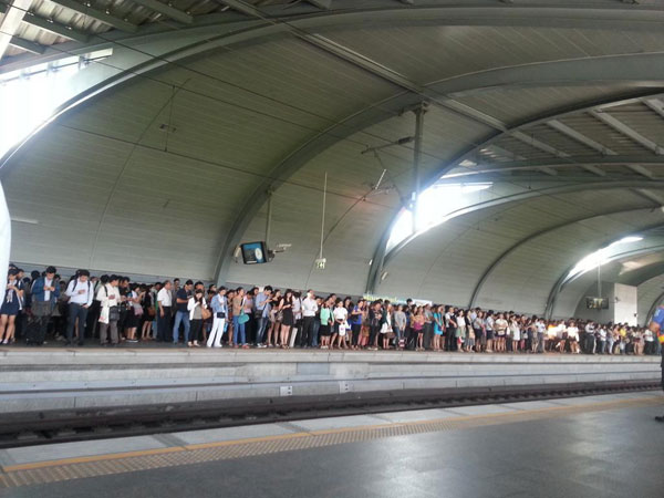 แอร์พอร์ตลิงค์ขัดข้อง แอร์พอร์ตลิงค์ขัดข้อง