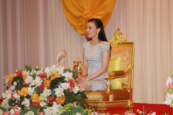 ท่านผู้หญิงบุษบา สุวะดี ท่านผู้หญิงบุษบา สุวะดี