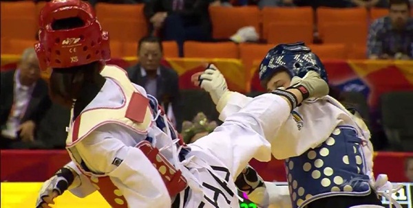 น้องเทนนิส พาณิภัค คว้าแชมป์เทควันโดโลก 2015 น้องเทนนิส พาณิภัค คว้าแชมป์เทควันโดโลก 2015