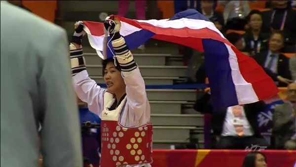 น้องเทนนิส พาณิภัค คว้าแชมป์เทควันโดโลก 2015 น้องเทนนิส พาณิภัค คว้าแชมป์เทควันโดโลก 2015