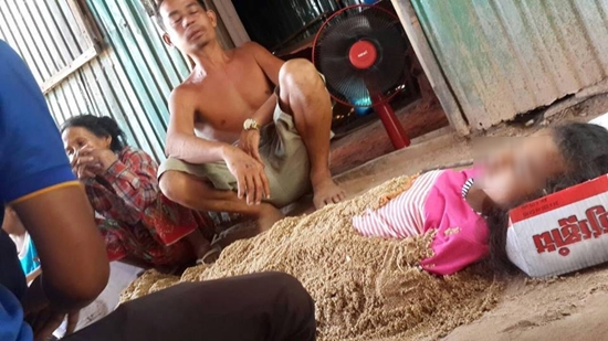 เด็กหญิงถูกไฟช็อตดับ เด็กหญิงถูกไฟช็อตดับ