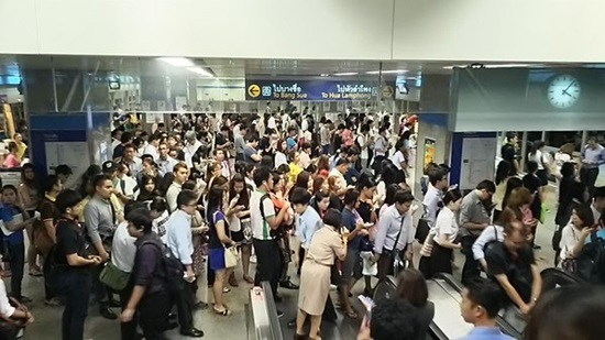 รถไฟฟ้า MRT ขัดข้อง รถไฟฟ้า MRT ขัดข้อง