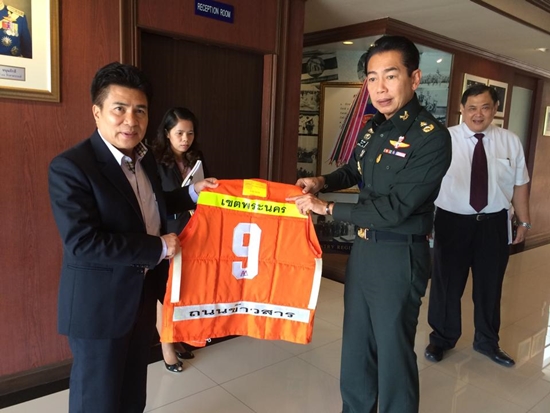 ยกเลิกเสื้อวินแบบเก่าทั่วประเทศ ขึ้นทะเบียนใหม่ 4 ก.ย.นี้ ยกเลิกเสื้อวินแบบเก่าทั่วประเทศ ขึ้นทะเบียนใหม่ 4 ก.ย.นี้