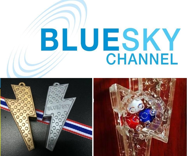 กนก โพสต์ชวนแฟน ๆ นกหวีดสายฟ้า รอชมบลูสกายโฉมใหม่ กนก โพสต์ชวนแฟน ๆ นกหวีดสายฟ้า รอชมบลูสกายโฉมใหม่