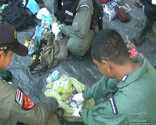 มทภ.4 ปัด ประกาศเคอร์ฟิว 6 ตำบล ล่าโจรใต้ แต่ใช้กฎอัยการศึก มทภ.4 ปัด ประกาศเคอร์ฟิว 6 ตำบล ล่าโจรใต้ แต่ใช้กฎอัยการศึก