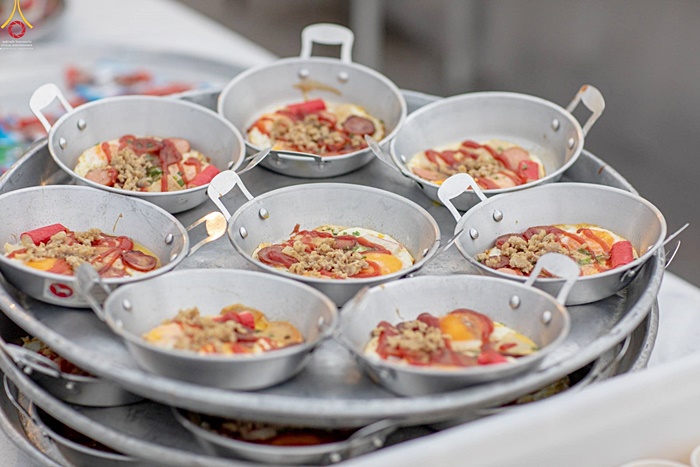 จัดบุฟเฟ่ต์เลี้ยงพระสงฆ์ จัดบุฟเฟ่ต์เลี้ยงพระสงฆ์