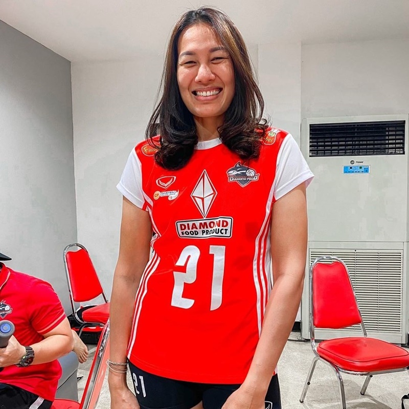 อำพร หญ้าผา อำพร หญ้าผา