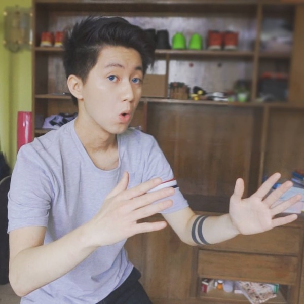 แกล้งชายไร้บ้าน แกล้งชายไร้บ้าน