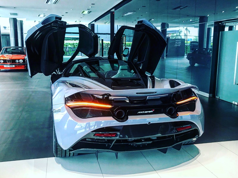 ไฮโซเจ จักษวัชร์ ไฮโซเจ จักษวัชร์