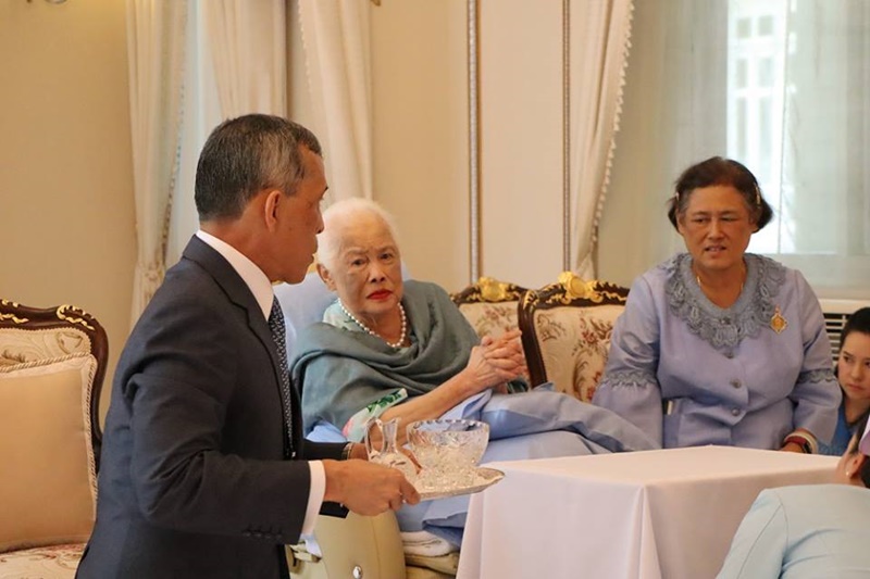 สมเด็จพระบรมราชินีนาถ ในรัชกาลที่ 9 สมเด็จพระบรมราชินีนาถ ในรัชกาลที่ 9