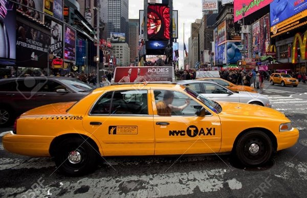 พระชูนิ้วกลาง พระชูนิ้วกลาง