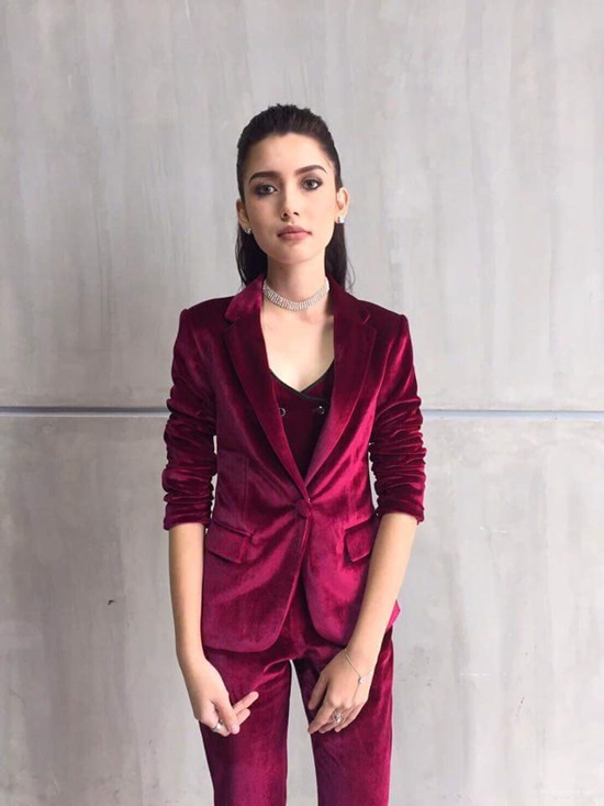 อลิสา จณิน อลิสา จณิน