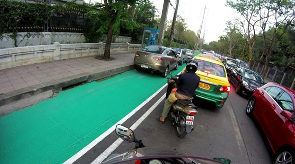 ทางจักรยานใหม่ย่านจตุจักร ทางจักรยานใหม่ย่านจตุจักร