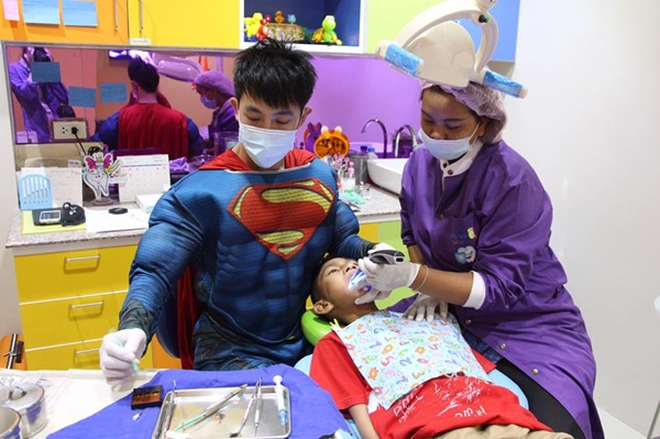 หมอเคน ทันตแพทย์เด็ก หมอเคน ทันตแพทย์เด็ก