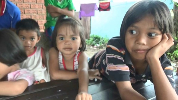 ณแม่ลูกดกชาวตรัง ที่มีลูกมากถึง 15 คน ณแม่ลูกดกชาวตรัง ที่มีลูกมากถึง 15 คน