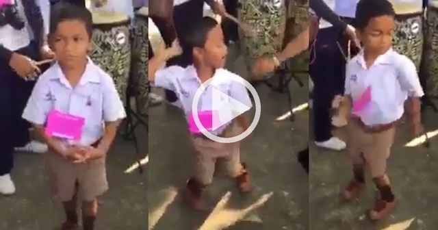 หนูน้อยหนีแม่มาเต้นไก่ย่าง หนูน้อยหนีแม่มาเต้นไก่ย่าง