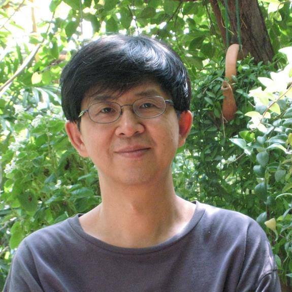 วินทร์ เลียววาริณ วินทร์ เลียววาริณ