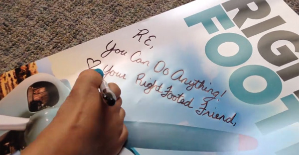 เจสสิกา ค็อกซ์ และ หนูน้อยรูธ เอเวอลิน อาร์อี แพรงค์ เจสสิกา ค็อกซ์ และ หนูน้อยรูธ เอเวอลิน อาร์อี แพรงค์