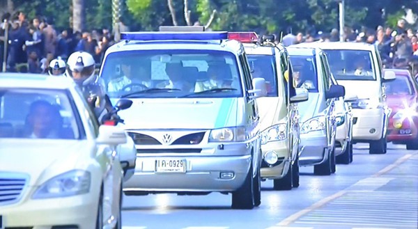 รถยนต์พระที่นั่ง, รถยนต์พระที่นั่ง,