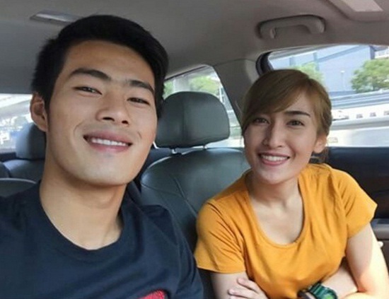 ตัง สารัช กับ จ๋า แฟนสาว ตัง สารัช กับ จ๋า แฟนสาว