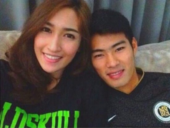 ตัง สารัช กับ จ๋า แฟนสาว ตัง สารัช กับ จ๋า แฟนสาว