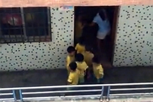 ครูอนุบาลโหด ครูอนุบาลโหด