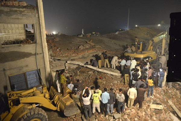 โรงงานถล่มในปากีสถาน โรงงานถล่มในปากีสถาน