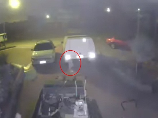 หนุ่มอ้างถ่ายติดวิญญาณ หนุ่มอ้างถ่ายติดวิญญาณ