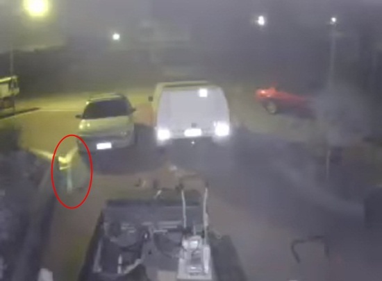 หนุ่มอ้างถ่ายติดวิญญาณ หนุ่มอ้างถ่ายติดวิญญาณ