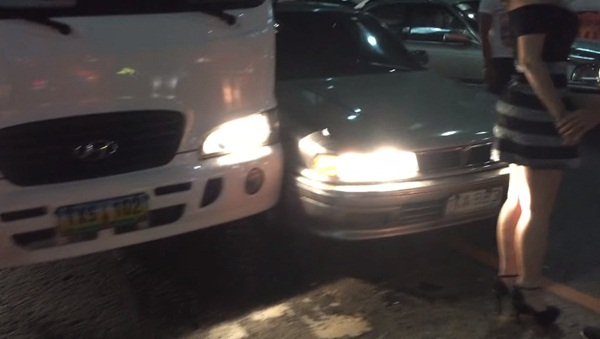 มิยาบิเฉี่ยวรถบรรทุก มิยาบิเฉี่ยวรถบรรทุก