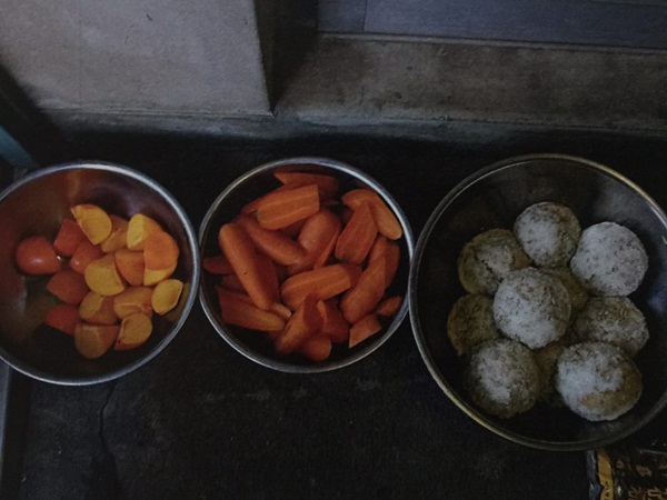 โกกิ หนุ่มญี่ปุ่นคนดัง ตีแผ่ชีวิตจริงของช้างฮานาโกะ โกกิ หนุ่มญี่ปุ่นคนดัง ตีแผ่ชีวิตจริงของช้างฮานาโกะ