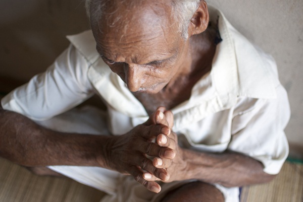 ประเพณีฆ่าคนชราในอินเดีย ประเพณีฆ่าคนชราในอินเดีย