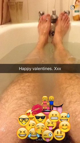 พ่อถ่ายรูปเจ้าโลกกะแฮปปี้วาเลนไทน์แม่ พ่อถ่ายรูปเจ้าโลกกะแฮปปี้วาเลนไทน์แม่