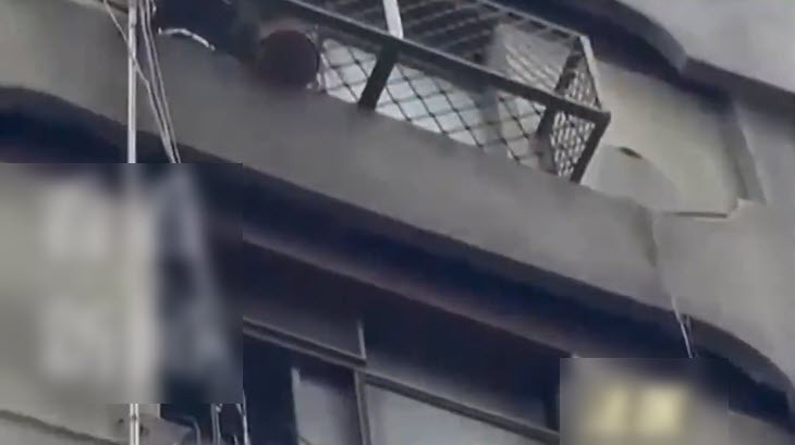 ศพในแทงก์น้ำ ศพในแทงก์น้ำ