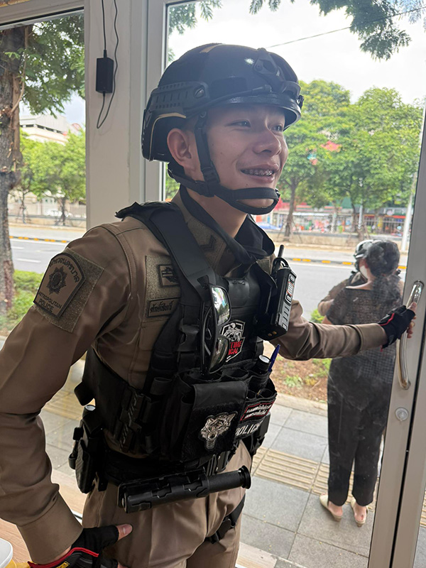 ฝรั่งไม่จ่ายเงิน ฝรั่งไม่จ่ายเงิน