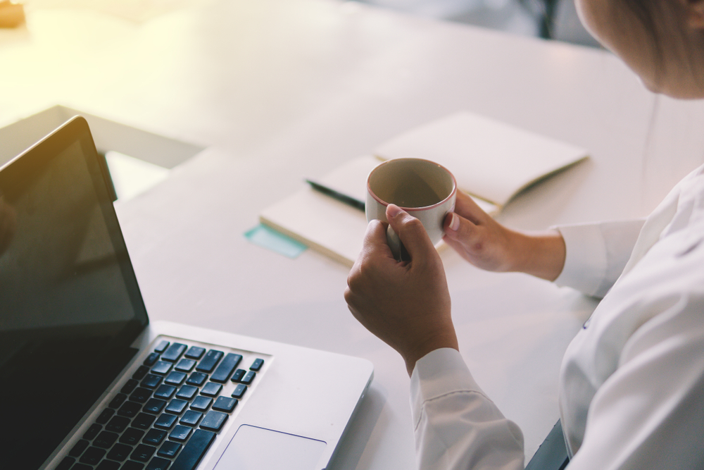 พนักงานโดนไล่ออก เหตุมาทำงานก่อนเวลา พนักงานโดนไล่ออก เหตุมาทำงานก่อนเวลา