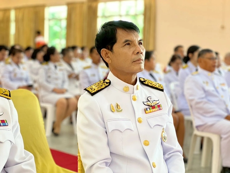 เฉลิมพล มาลาคำ ประกาศไม่สมัครต่อ หลังครบวาระนายก อบต.ท่าลาด 4 ปี เฉลิมพล มาลาคำ ประกาศไม่สมัครต่อ หลังครบวาระนายก อบต.ท่าลาด 4 ปี