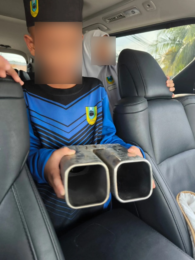 ท่อไอเสีย ท่อไอเสีย