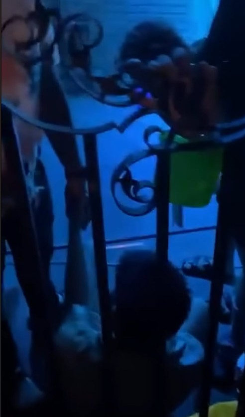 หนุ่มโดนชกหน้าตอนเที่ยวสงกรานต์ หนุ่มโดนชกหน้าตอนเที่ยวสงกรานต์