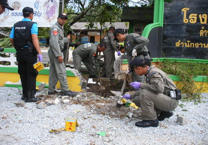 โจรใต้วางบึ้ม หน้าโรงเรียนบ้านบือเระ ทหารเจ็บ3