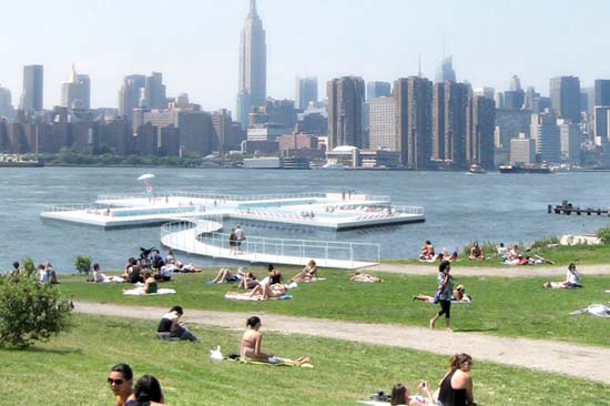 สระว่ายน้ำรูปกากบาท สระว่ายน้ำรูปกากบาท