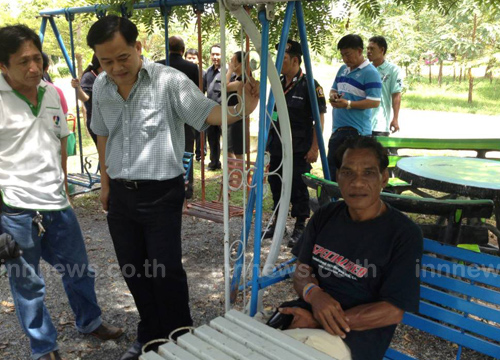 เด็กหญิง 4 ขวบ ชี้ตัว ถูกอดีตตำรวจสันติบาลพิการข่มขืน-เจ้าตัวปฏิเสธ เด็กหญิง 4 ขวบ ชี้ตัว ถูกอดีตตำรวจสันติบาลพิการข่มขืน-เจ้าตัวปฏิเสธ