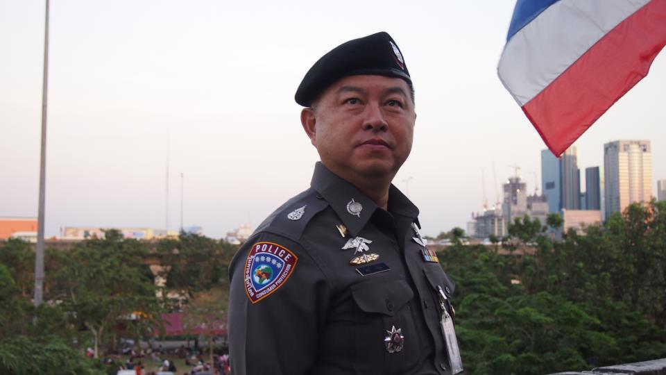 พล.ต.ต.นิพนธ์ เจริญผล พล.ต.ต.นิพนธ์ เจริญผล